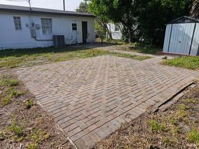 567 Tallulah Rd, Palm Beach FL 33462