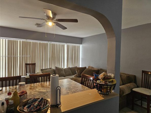 567 Tallulah Rd, Palm Beach FL 33462