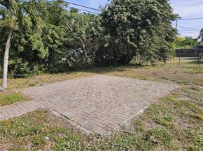 567 Tallulah Rd, Palm Beach FL 33462