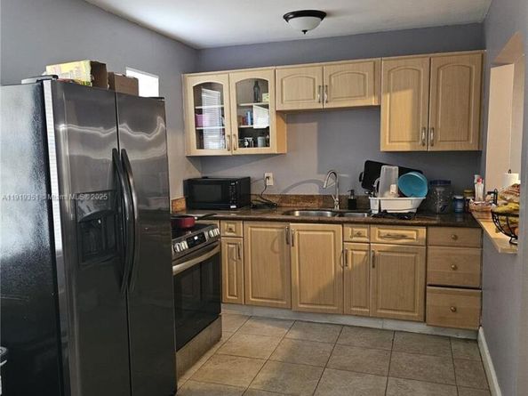 567 Tallulah Rd, Palm Beach FL 33462