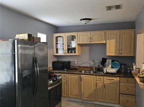 567 Tallulah Rd, Palm Beach FL 33462