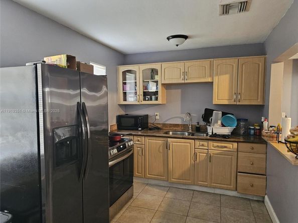 567 Tallulah Rd, Palm Beach FL 33462