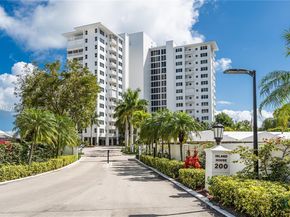 200 Ocean Lane Dr 501, Key Biscayne FL 33149