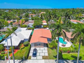 1045 Hollywood Blvd, Hollywood FL 33019