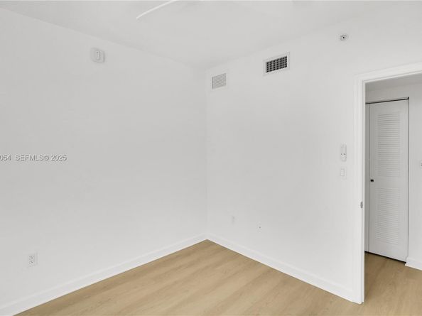 1723 SW 2nd Ave 909, Miami FL 33129