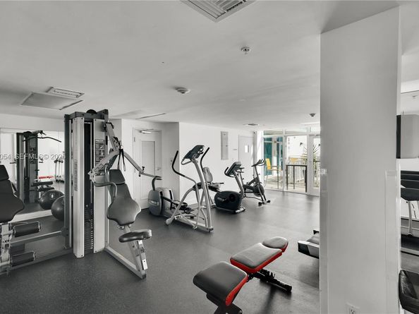 1723 SW 2nd Ave 909, Miami FL 33129