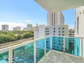 1723 SW 2nd Ave 909, Miami FL 33129