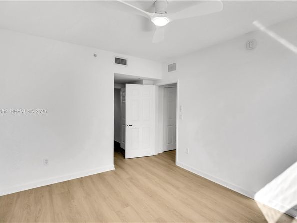 1723 SW 2nd Ave 909, Miami FL 33129