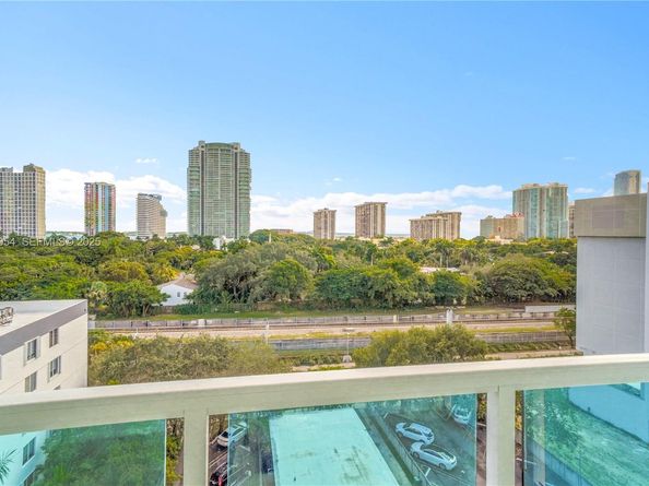 1723 SW 2nd Ave 909, Miami FL 33129