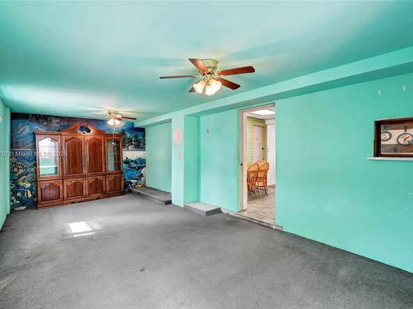 6622 Raleigh St, Hollywood FL 33024