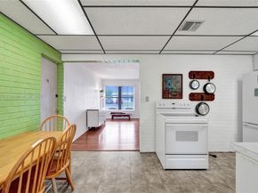 6622 Raleigh St, Hollywood FL 33024