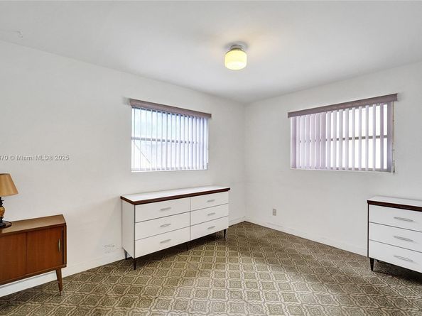 6622 Raleigh St, Hollywood FL 33024