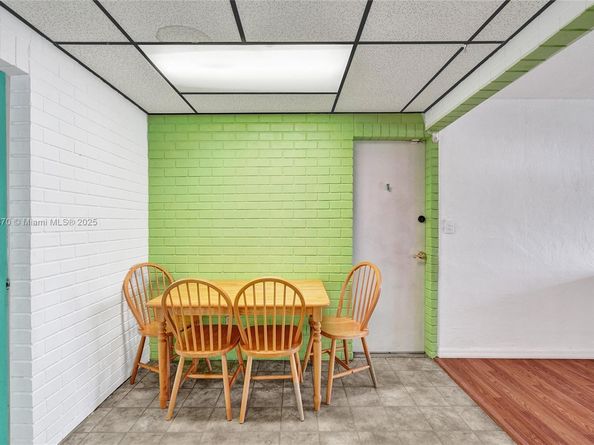 6622 Raleigh St, Hollywood FL 33024