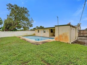 6622 Raleigh St, Hollywood FL 33024