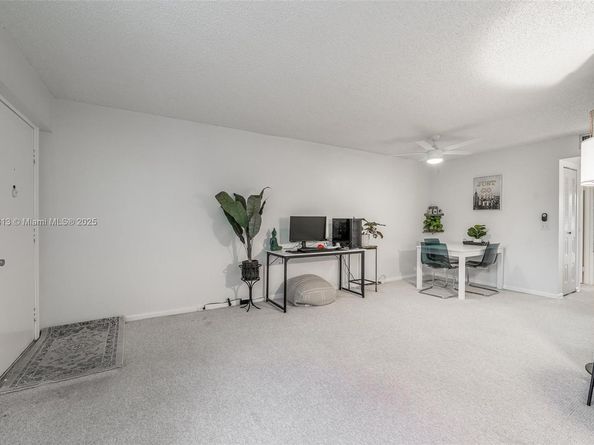 13255 SW 7th Ct 403D, Pembroke Pines FL 33027