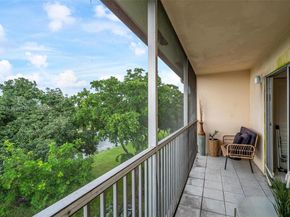 13255 SW 7th Ct 403D, Pembroke Pines FL 33027