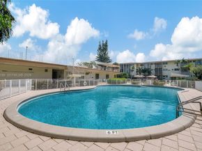 16901 NE 13th Ave 110, Miami FL 33162