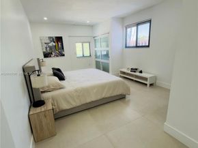 1524 NE 14th Ter, Fort Lauderdale FL 33304