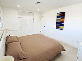 1524 NE 14th Ter, Fort Lauderdale FL 33304