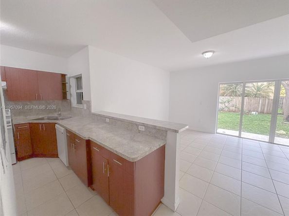 981 SW 6th Ct, Florida City FL 33034