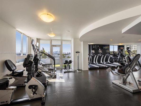 1330 West Ave 905, Miami Beach FL 33139