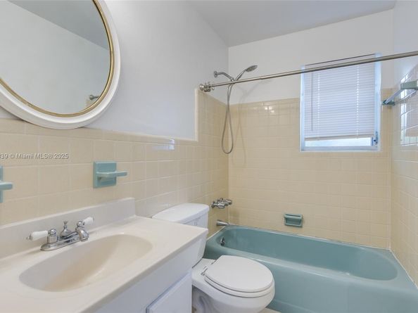 2513 NE 33 rd Ave, Fort Lauderdale FL 33305