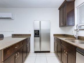 2513 NE 33 rd Ave, Fort Lauderdale FL 33305