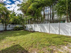 2513 NE 33 rd Ave, Fort Lauderdale FL 33305