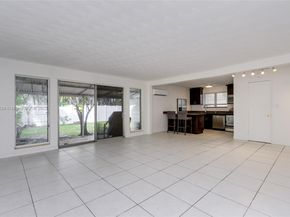 2513 NE 33 rd Ave, Fort Lauderdale FL 33305