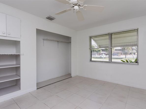 2513 NE 33 rd Ave, Fort Lauderdale FL 33305