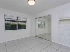 2513 NE 33 rd Ave, Fort Lauderdale FL 33305