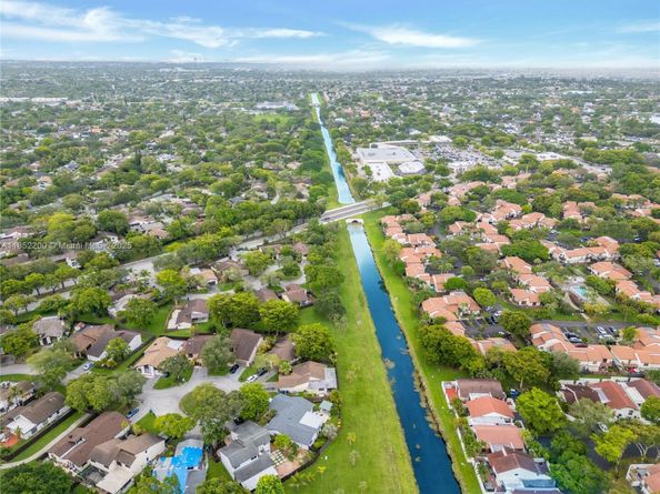 10915 SW 134th Ct, Miami FL 33186