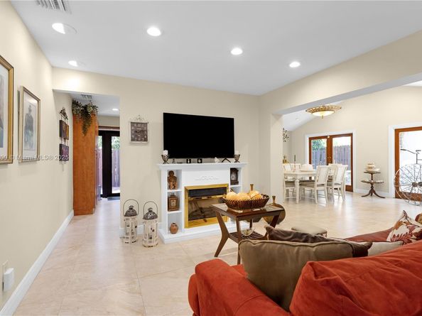 10915 SW 134th Ct, Miami FL 33186