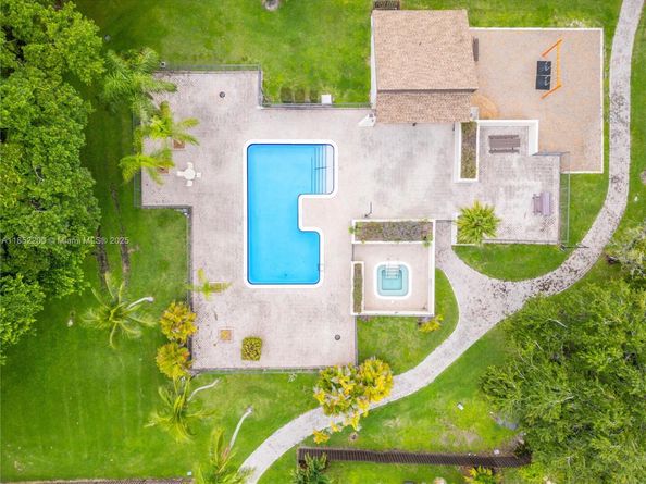 10915 SW 134th Ct, Miami FL 33186