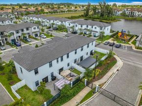 20371 NW 5th Ct, Miami Gardens FL 33169