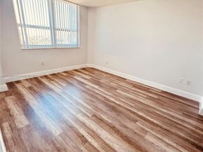 19501 W Country Club Dr 2310, Aventura FL 33180