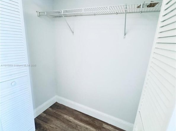 19501 W Country Club Dr 2310, Aventura FL 33180