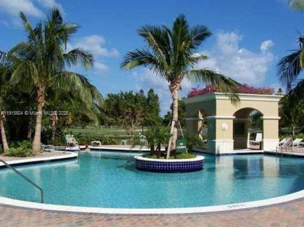 19501 W Country Club Dr 2310, Aventura FL 33180