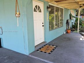 1624 E River Dr, Margate FL 33063