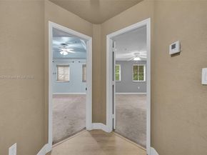 100 Jacaranda Country Club Dr 203, Plantation FL 33324