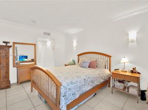 6886 N Kendall Dr D102, Pinecrest FL 33156