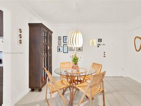 6886 N Kendall Dr D102, Pinecrest FL 33156