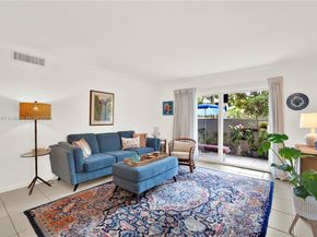 6886 N Kendall Dr D102, Pinecrest FL 33156