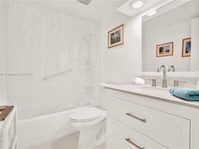 6886 N Kendall Dr D102, Pinecrest FL 33156