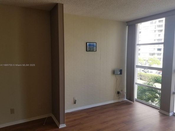 501 Three Islands Blvd 417, Hallandale Beach FL 33009
