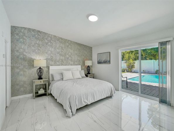 2201 SE 19th St, Fort Lauderdale FL 33316