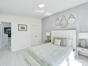 2201 SE 19th St, Fort Lauderdale FL 33316