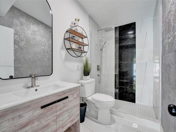 2201 SE 19th St, Fort Lauderdale FL 33316