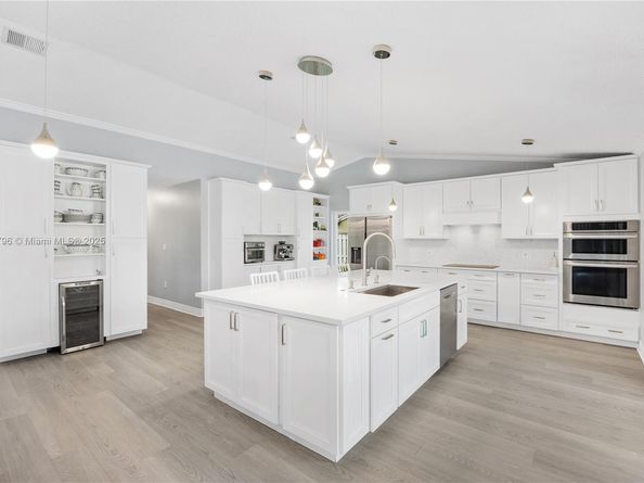 14621 Madison Pl, Davie FL 33325