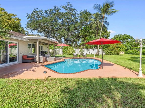 14621 Madison Pl, Davie FL 33325